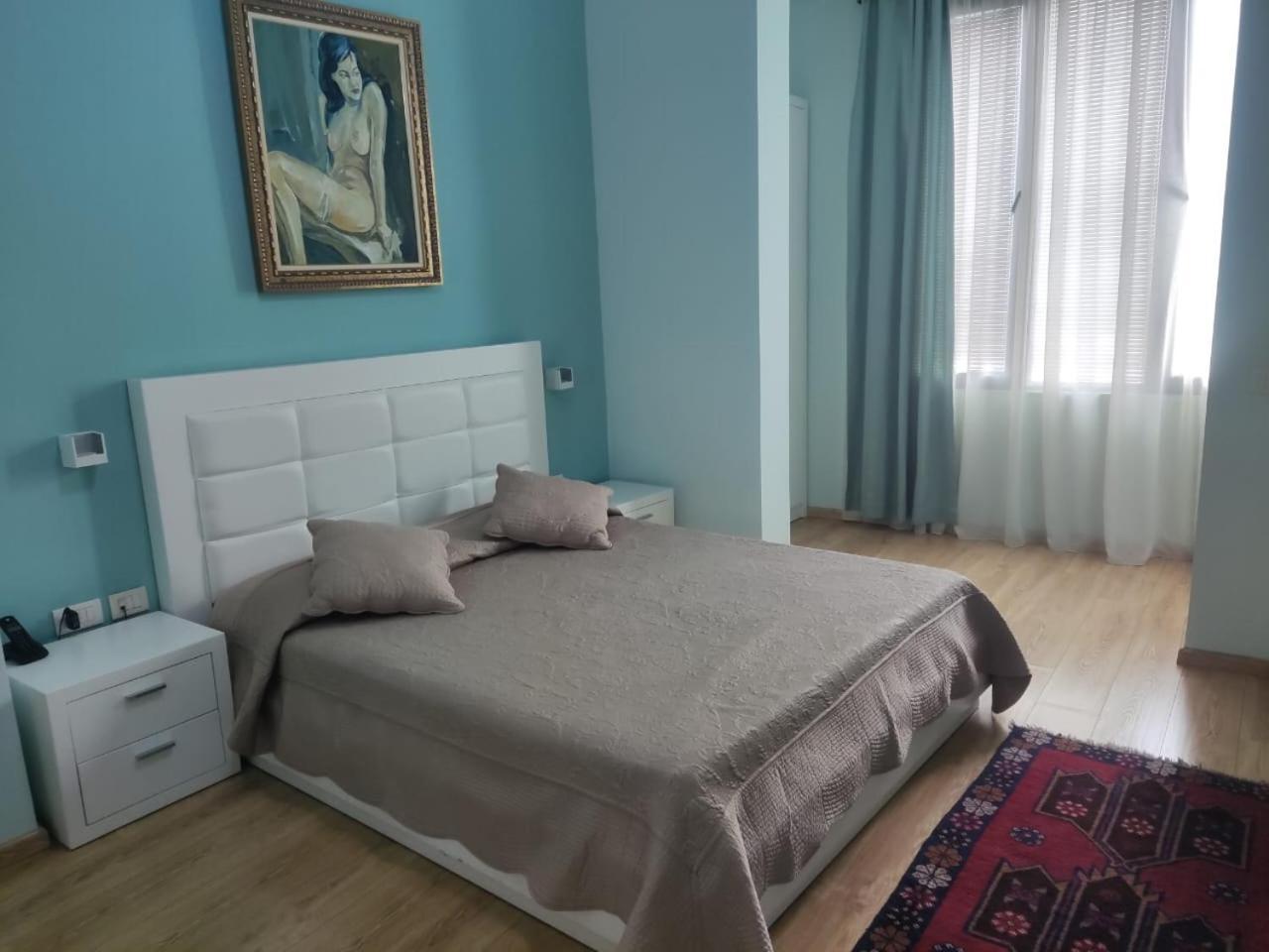Hotel & Restaurant White City Berat Buitenkant foto