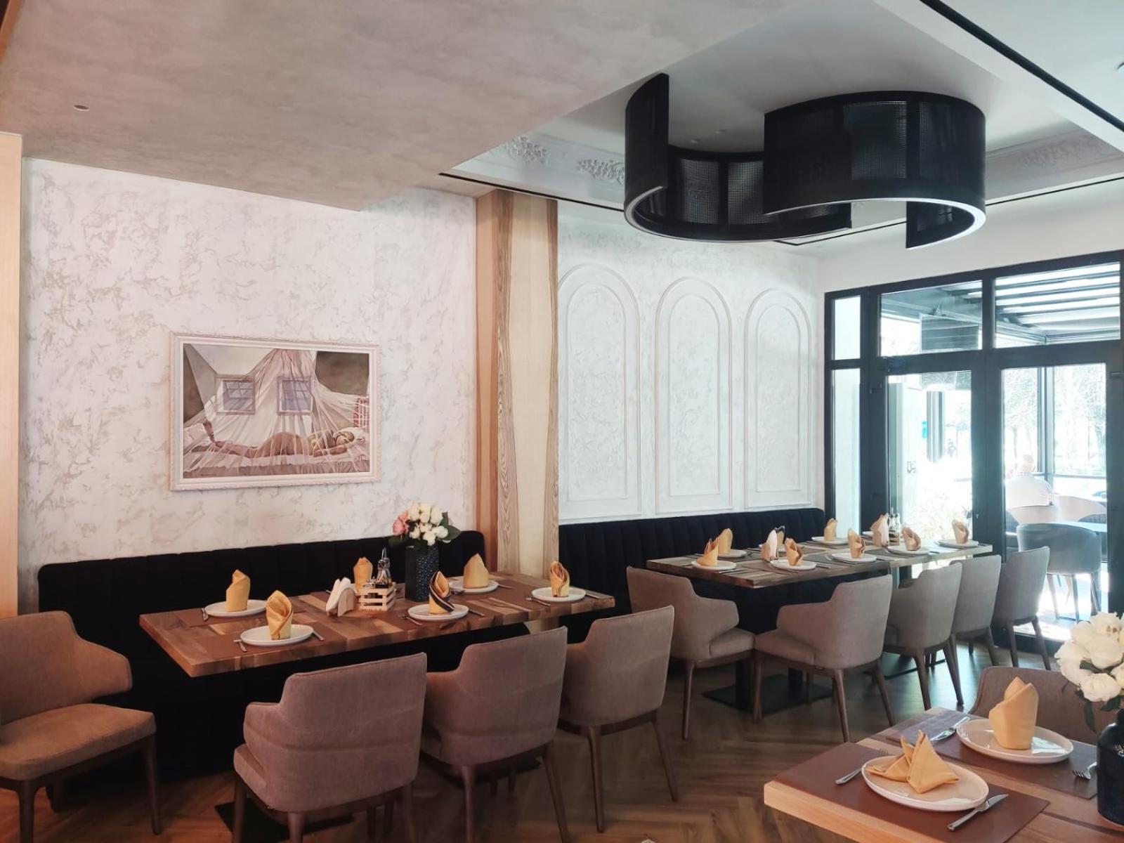 Hotel & Restaurant White City Berat Buitenkant foto