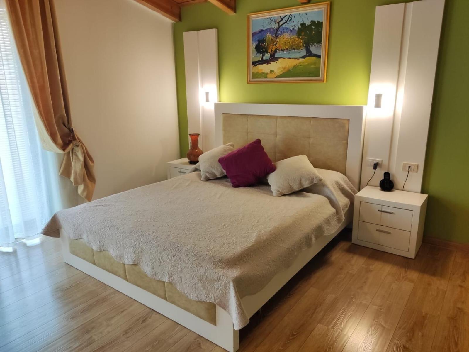 Hotel & Restaurant White City Berat Buitenkant foto
